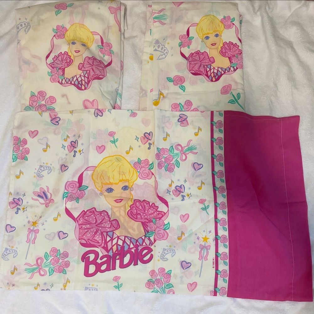 Barbie Pink and White Bedding Set
